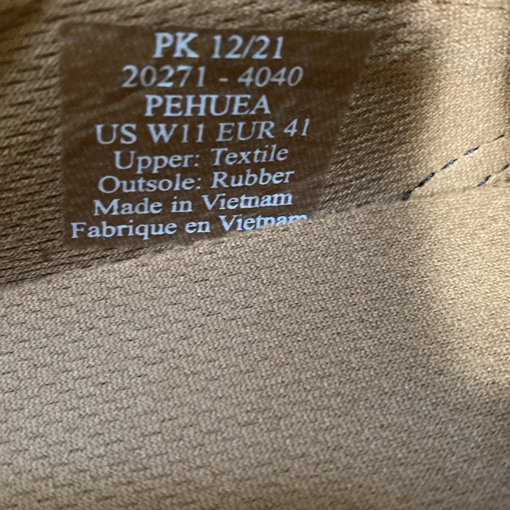 Olukai Pehuea Women's Slip On - Picture 9 of 10